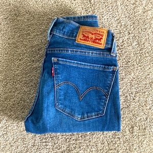 Levi’s 710 super skinny jeans